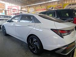 هیوندای ئەلەنترا